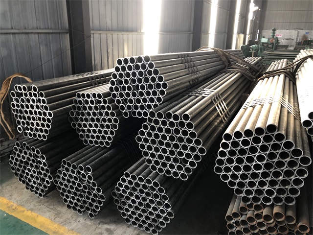百色小口径厚壁无缝钢管