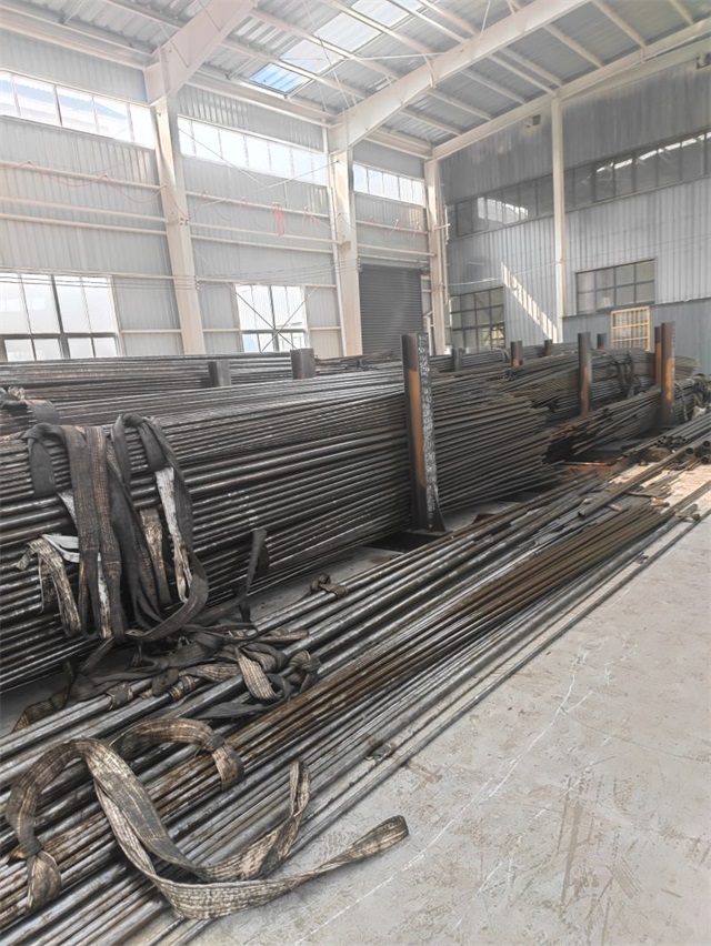 百色45#精密无缝钢管