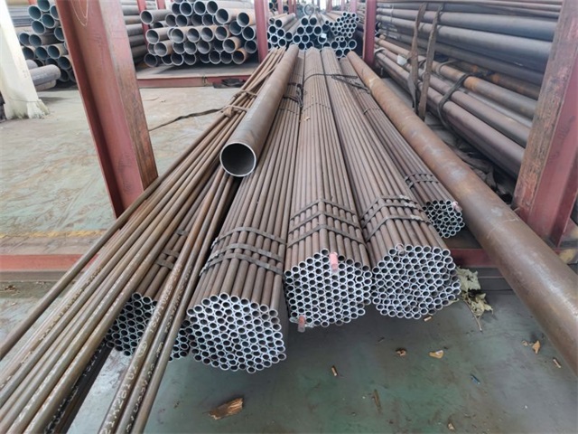 百色15crmog无缝钢管