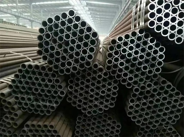 百色20#石油裂化用无缝钢管